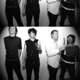 Radio Berlin in 2003. Promo photo by Jeremy Jansen.